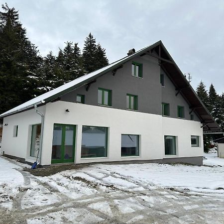 Hotel Madarasi Sportbazis Capilnita Zewnętrze zdjęcie