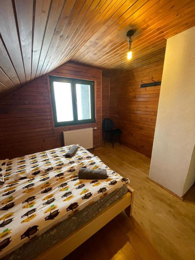 Hotel Madarasi Sportbazis Capilnita Zewnętrze zdjęcie
