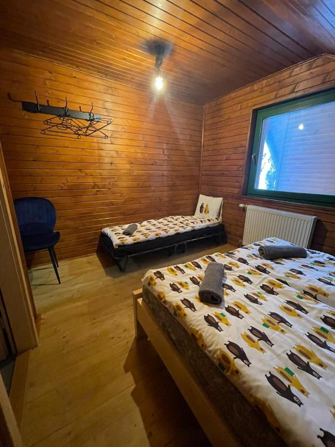 Hotel Madarasi Sportbazis Capilnita Zewnętrze zdjęcie